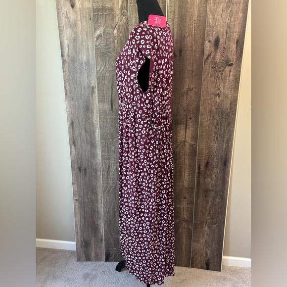 Isabel Maternity Knit Dress High/Low Hem Short Sleeve Burgundy Leopard Print XXL - Picture 6 of 9